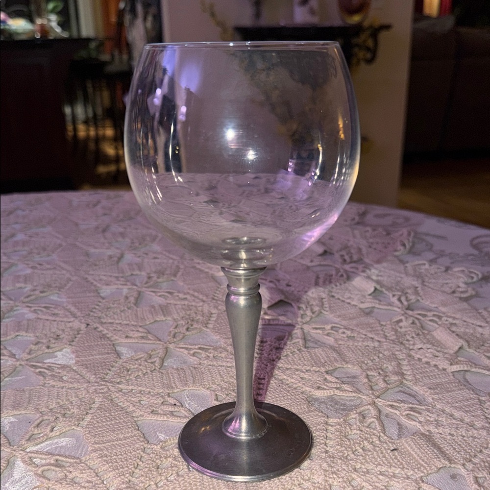 Match Pewter Balloon Wine Glass - Picture 3 of 6